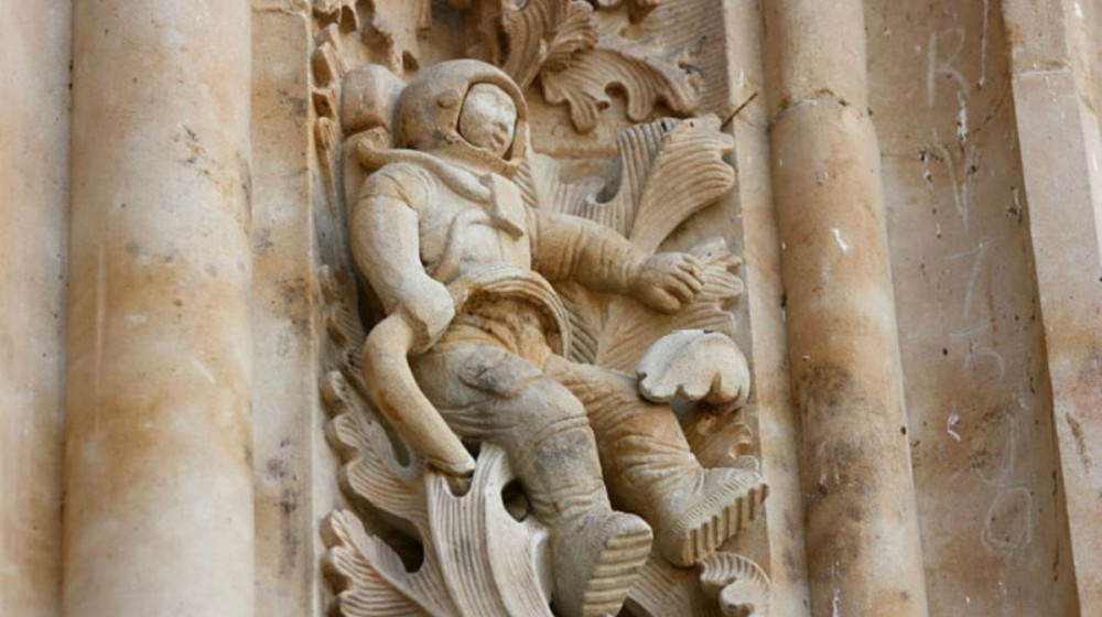    Астронавт Саламанки тайна испанского собора