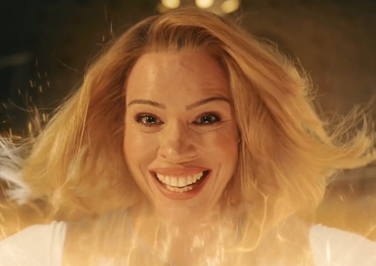 Новый доктор опять украл лицо знакомого ему человека)