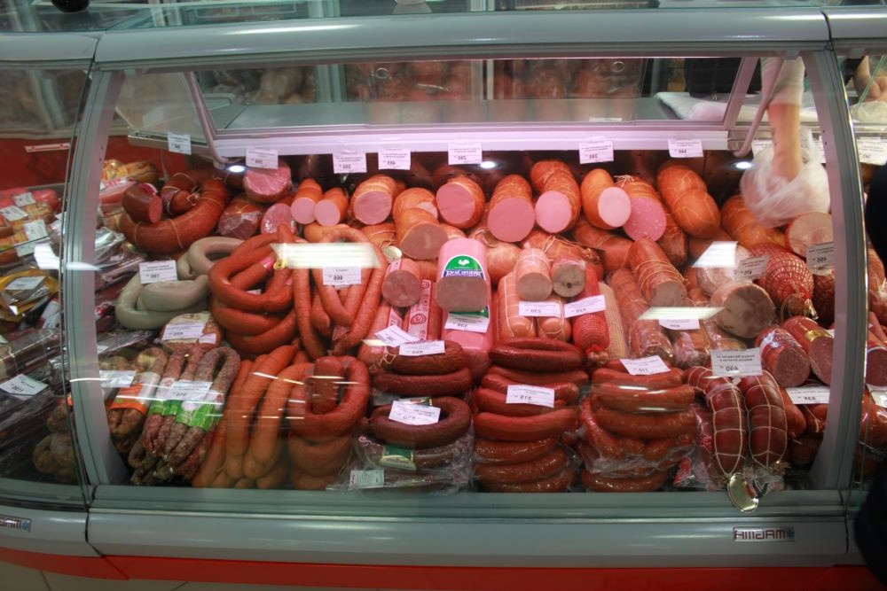 Поймите уже: в колбасе нет мяса, одни отходы.
