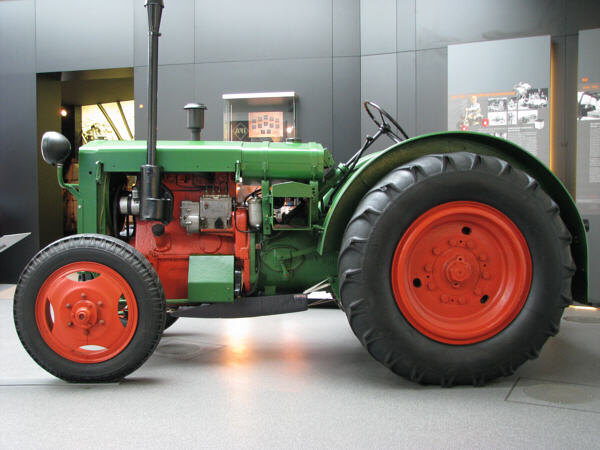 Трактор IFA RS01/40 Pionier.