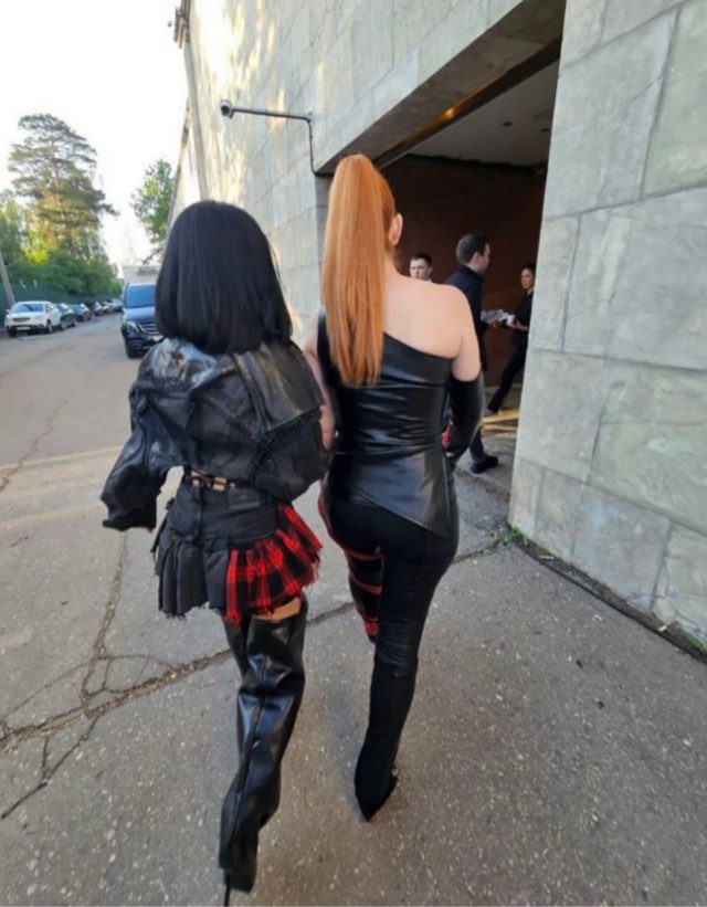    Юля Волкова и Лена Катина. Фото: социальные сети