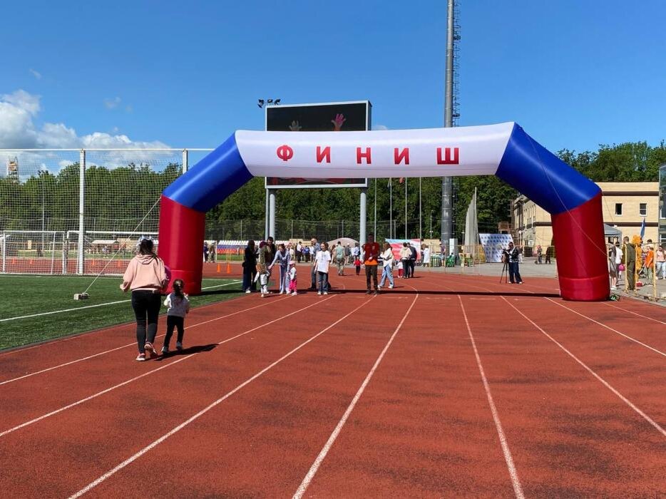Около двух тысяч человек приняли участие в забеге «Мы – чемпионы» и фестивале «Безопасный город»
Фото: телеграм-канал Бориса Елкина