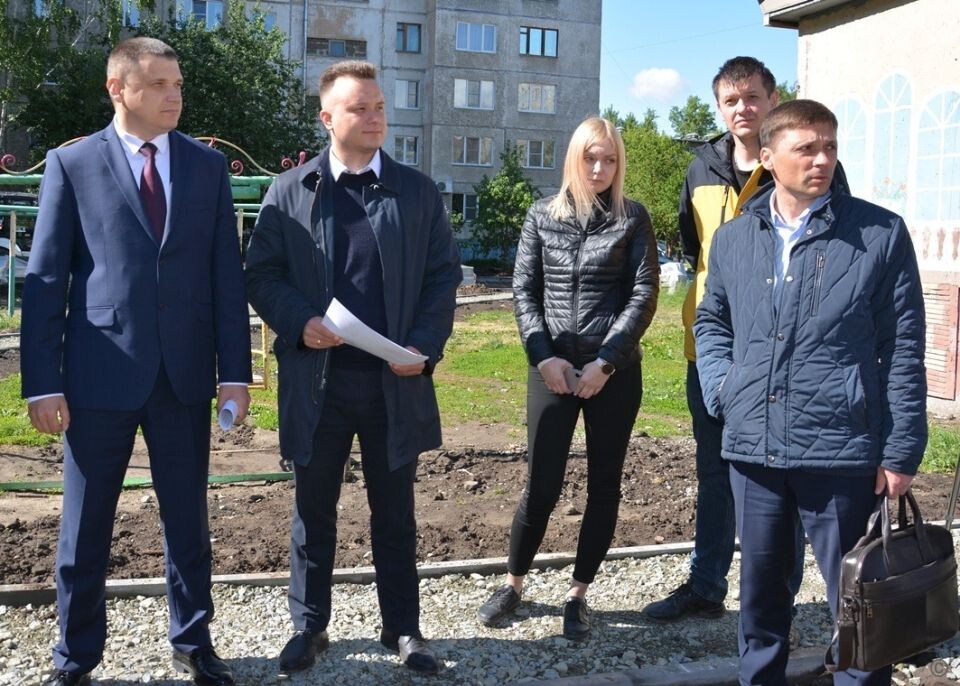    Благоустройство двора по ул. Юрина, 202 в Барнауле. Источник: barnaul.org