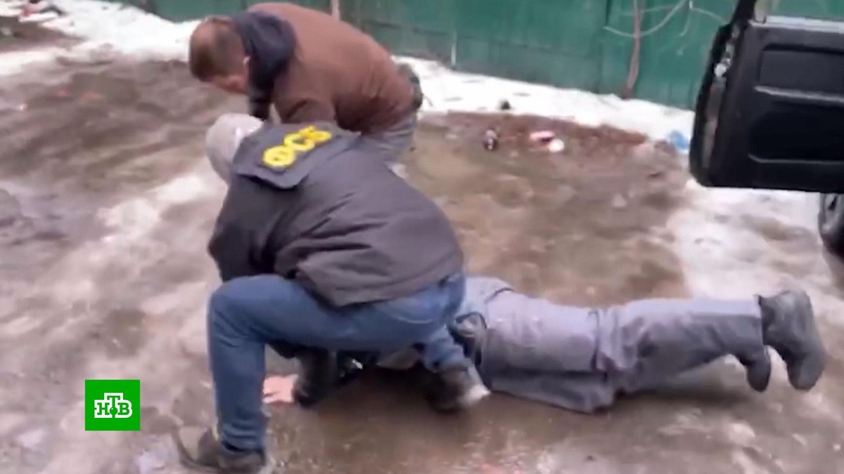    Как украинские спецслужбы вербуют молодых россиян в интернете