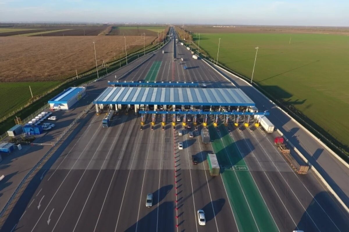    Под Воронежем перекрыли трассу М-4 после падения БПЛА на ЛЭП