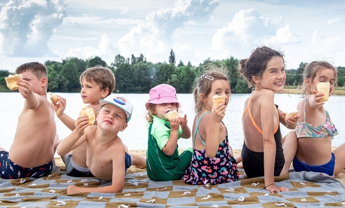    Правительство особо не утруждает себя детским отдыхом