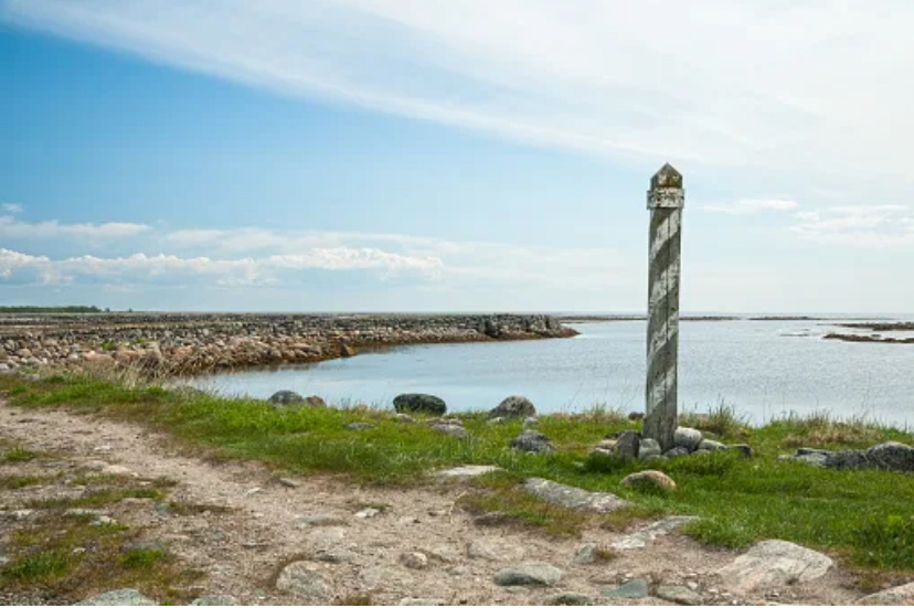 Соловецкая верста. Фото автора