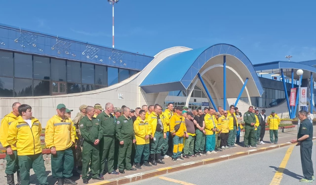    Тушить лесные пожары в Забайкалье прибыла дополнительная группировка из Югры