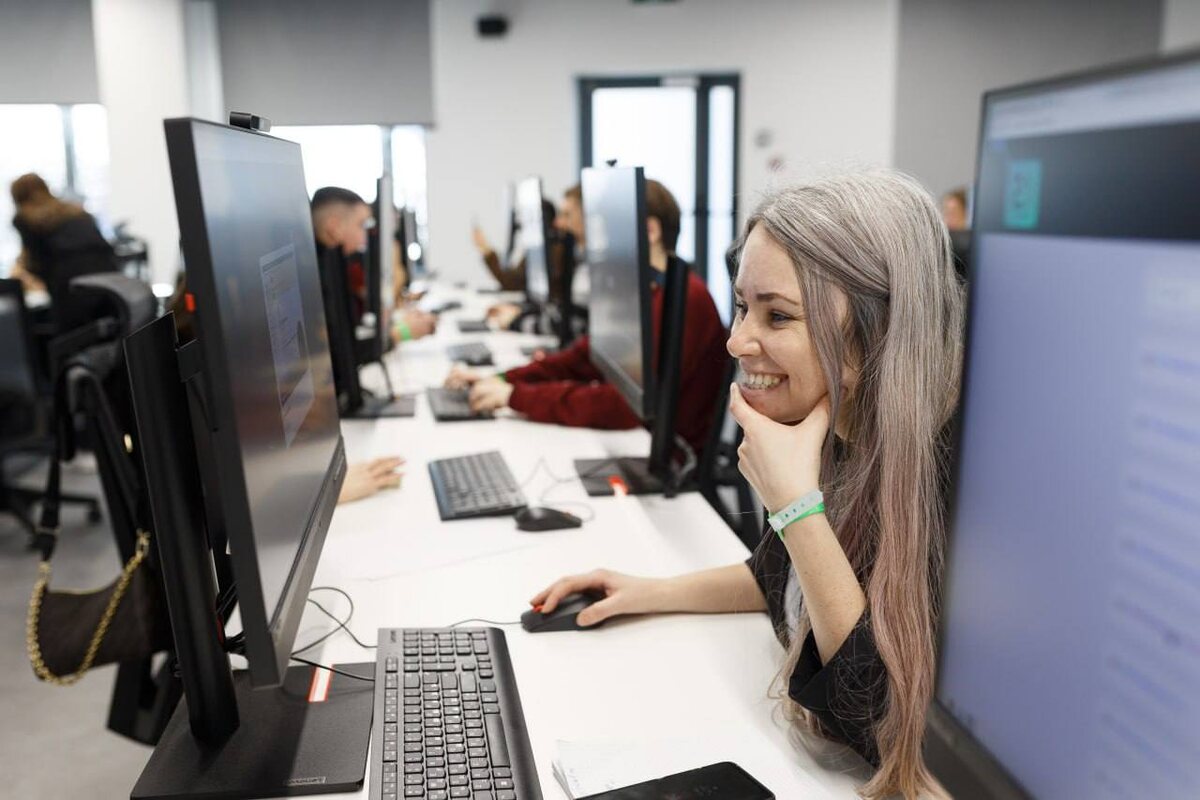 Фото: соцсети губернатора Вячеслава Гладкова