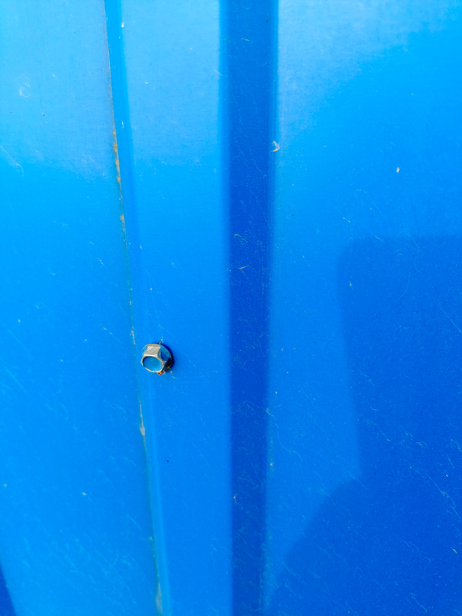 Саморез без шайбы с резинкой