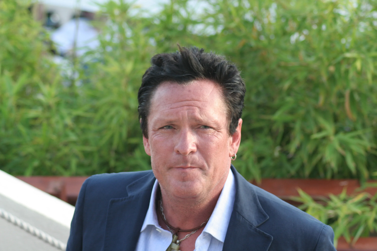 https://wallsdesk.com/wp-content/uploads/2016/12/Michael-Madsen-High-Quality-Wallpapers.jpg