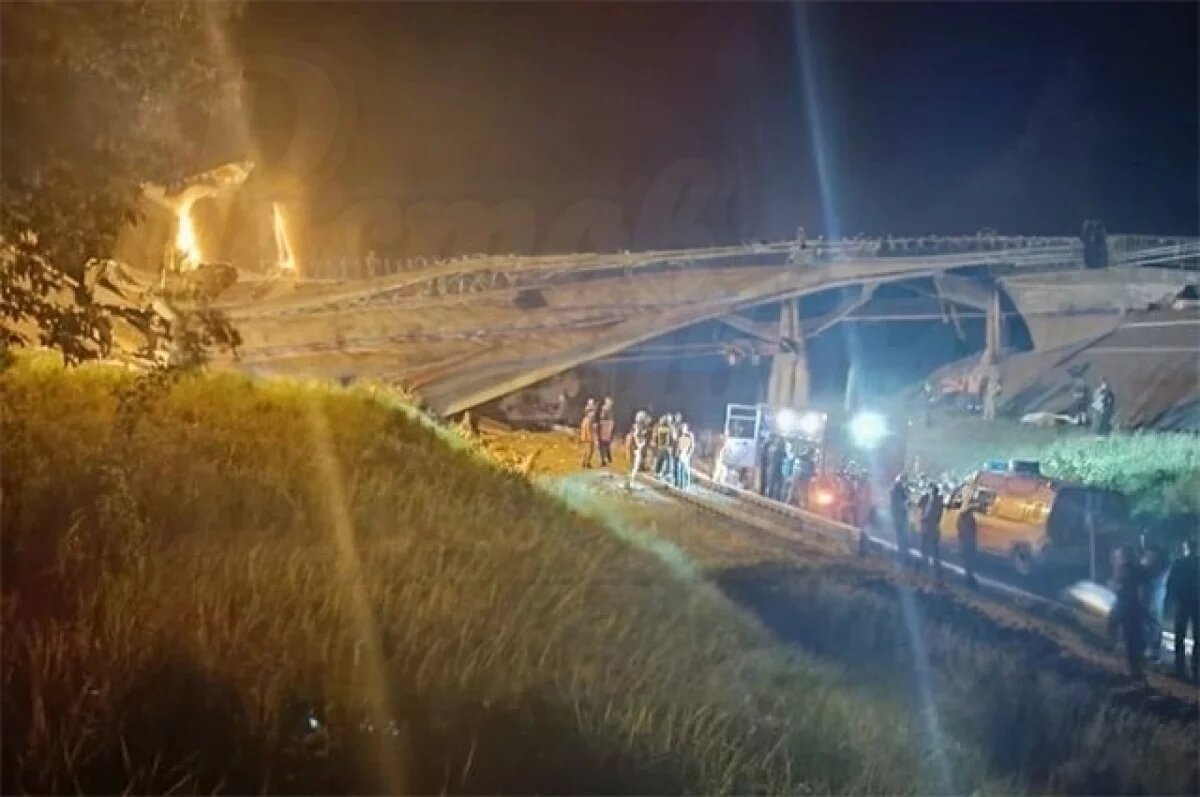    Строительство моста взамен обрушившегося в Брянской области займет 4 месяца