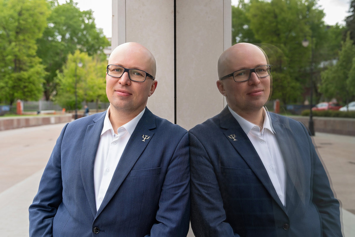 Клинический и бизнес-психолог Станислав Самбурский