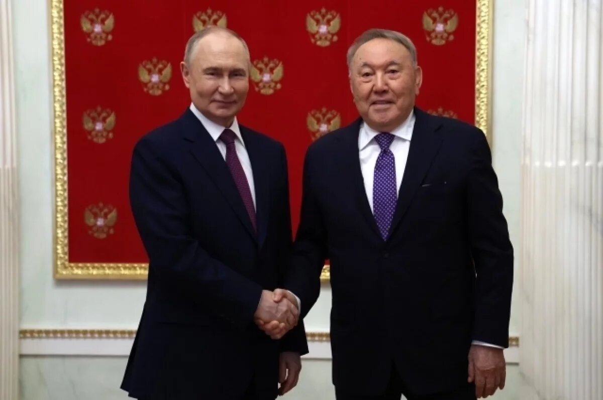    Встреча Путина и Назарбаева в Москве носила частный характер
