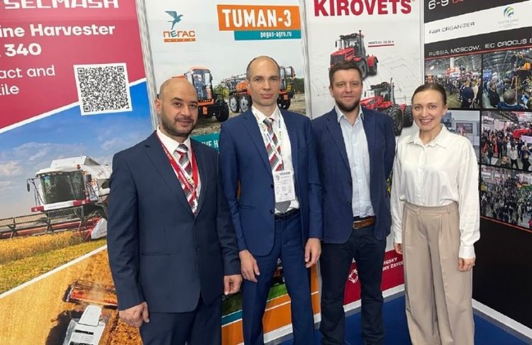    Российскую сельхозтехнику презентовали в Алжире