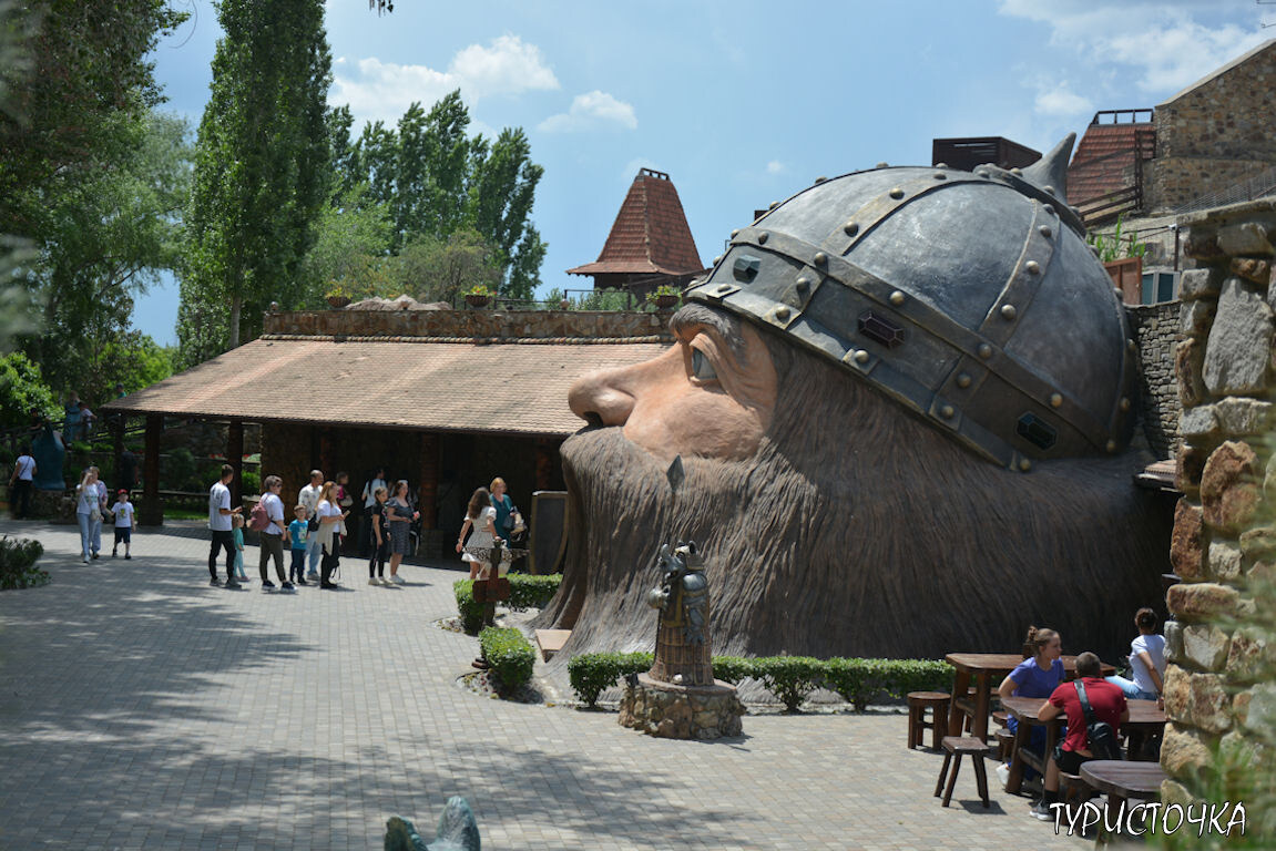 Богатырская голова