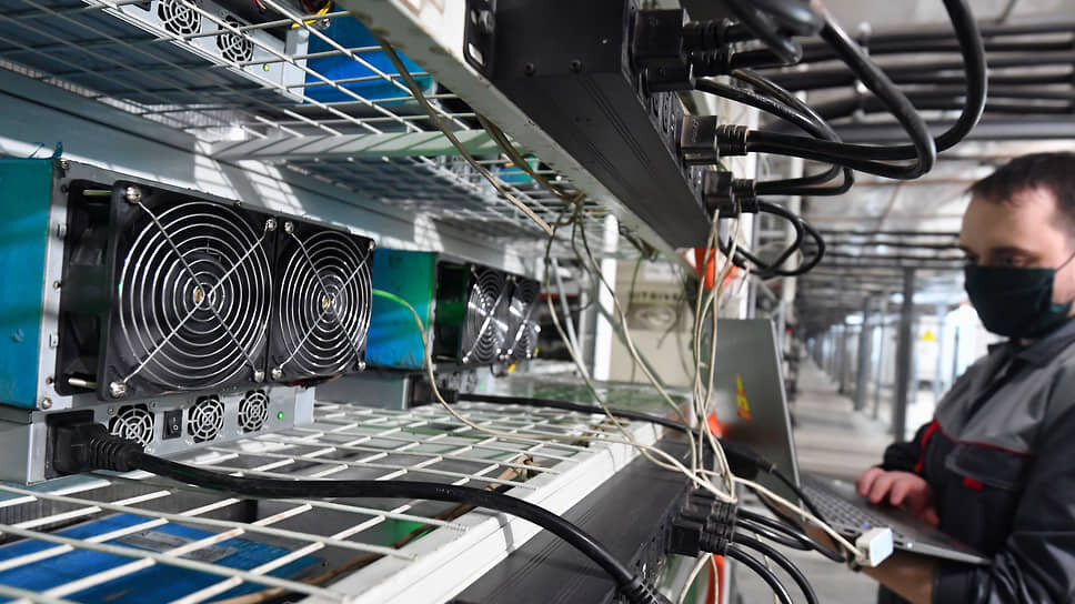 Фото: Александр Казаков / Коммерсантъ