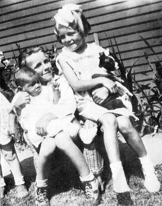 Норма Джин и Типпи