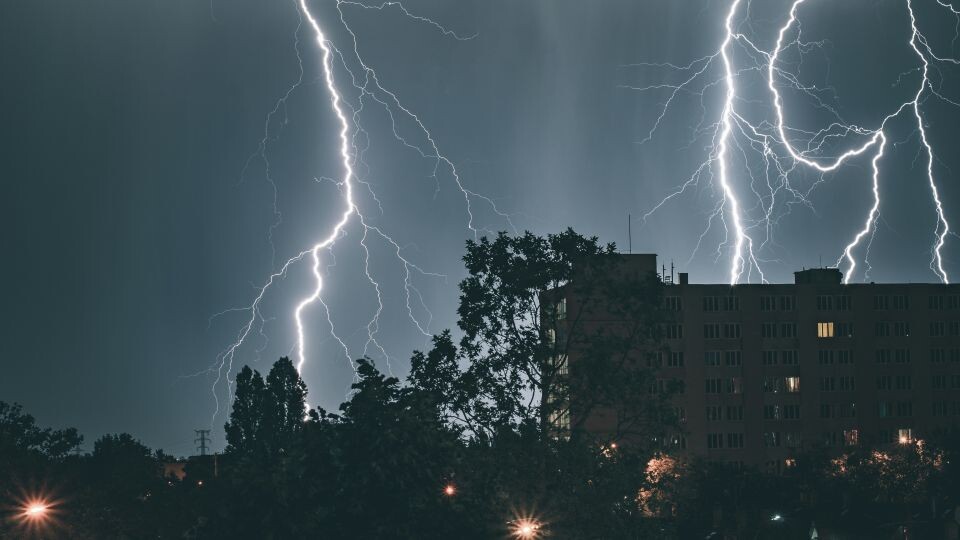    Гроза, туча, непогода. Источник: unsplash.com