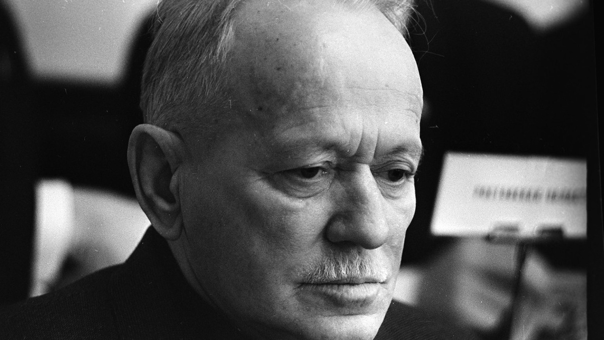 Михаил Шолохов