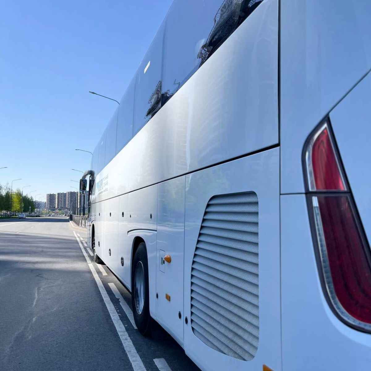 Автобус Yutong 39 мест