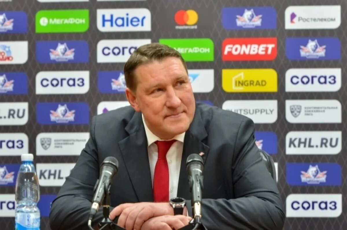   Главным тренером ХК «Лада» назначен Борис Миронов