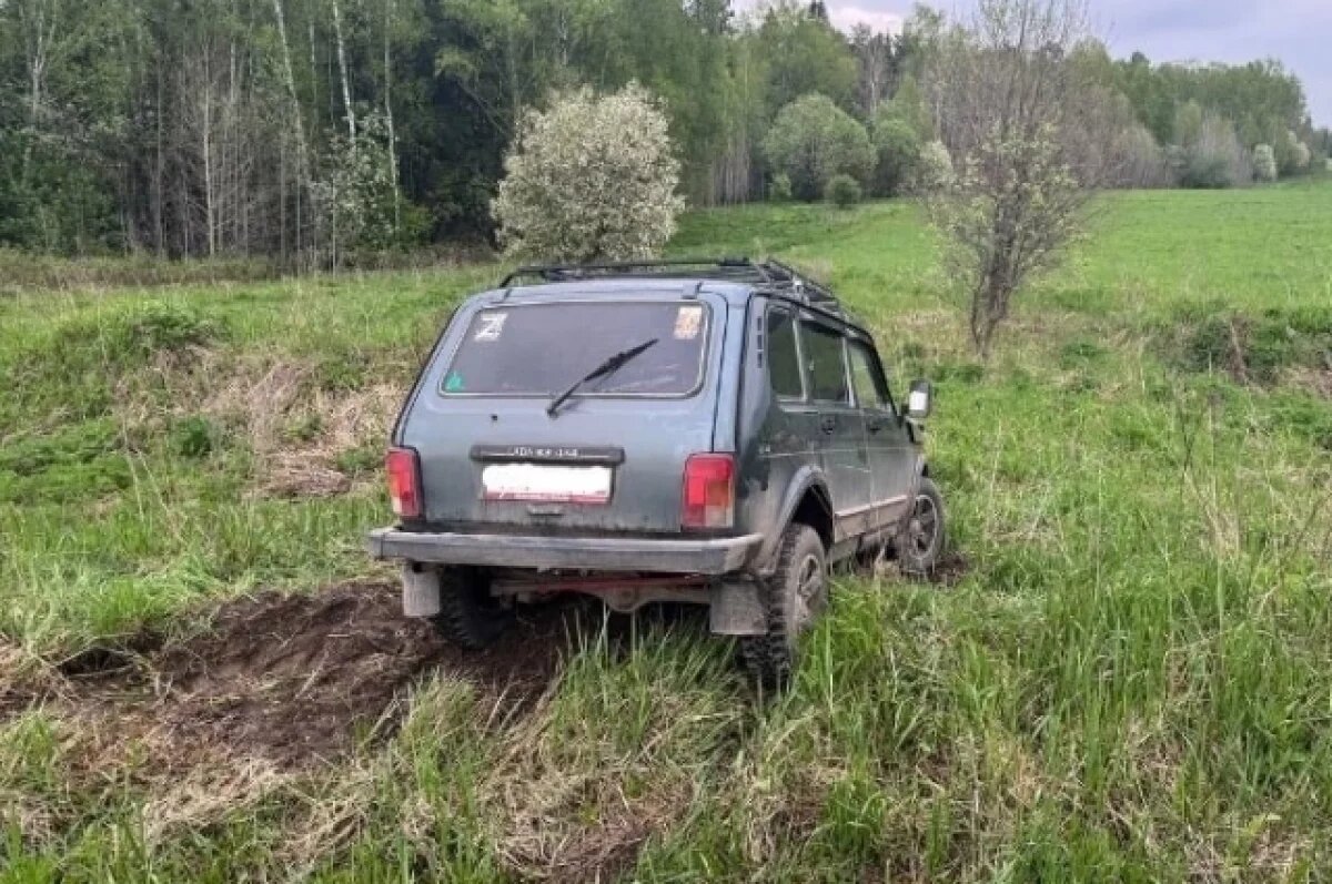    В Прикамье полиция нашла боеприпасы в попавшем в ДТП с пострадавшим авто