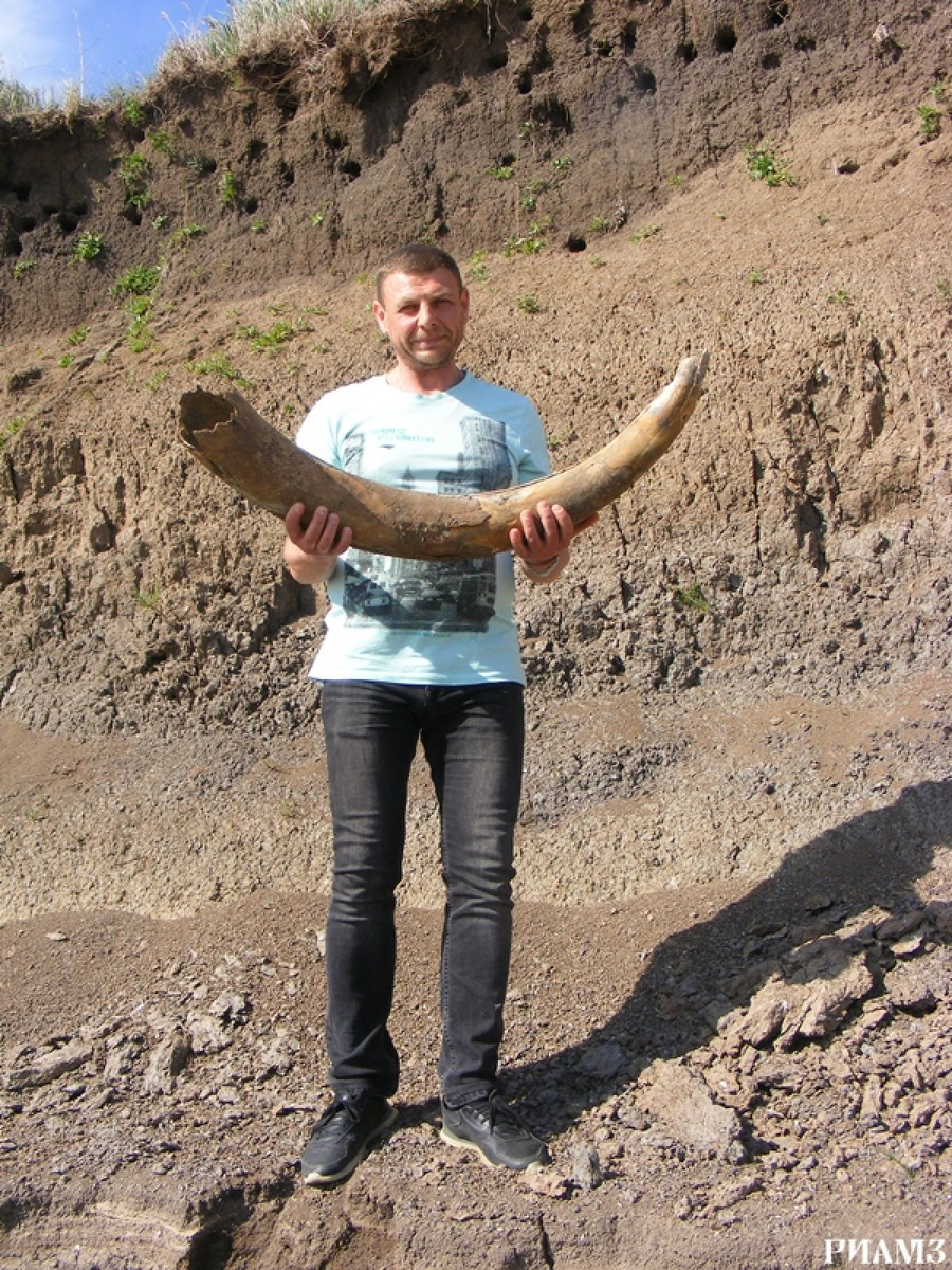 Юрий Сташенков с находкой