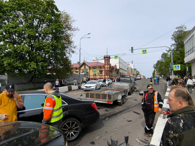    Водитель устроил массовую аварию, сбегая от полиции в Сортавалесоцсеть Сергея Крупина