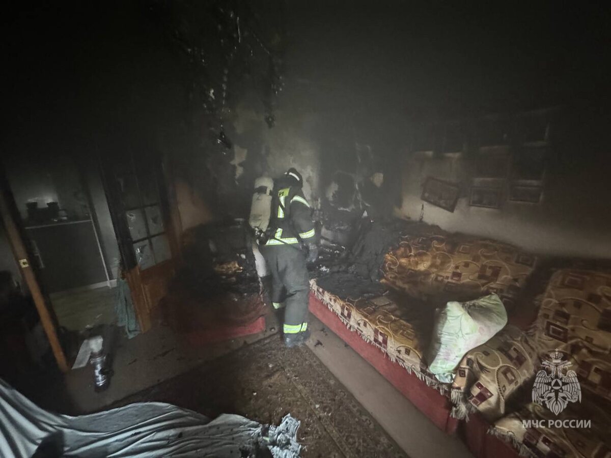    Супруги из Курска спасены силами пожарных и неравнодушных соседей