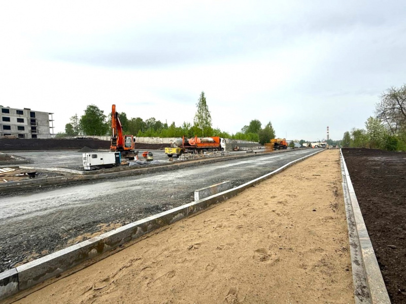    Парковку у железнодорожного вокзала в Петрозаводске обещают доделать в этом годуАртур Парфенчиков / ВК