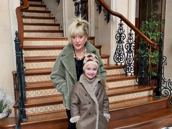 Алла Пугачева с дочкой Лизой. Фото: соцсети