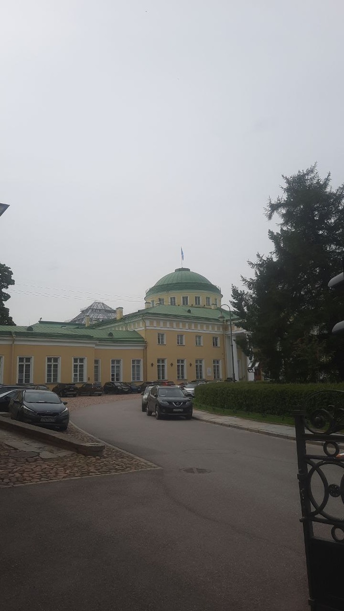 Таврический дворец