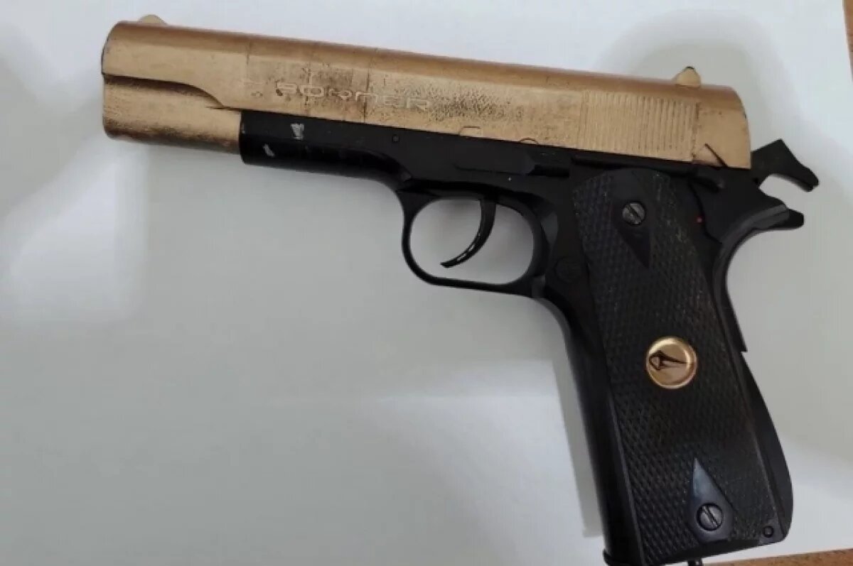    Суд вынес приговор жителю Ачинска за стрельбу из пневматического пистолета