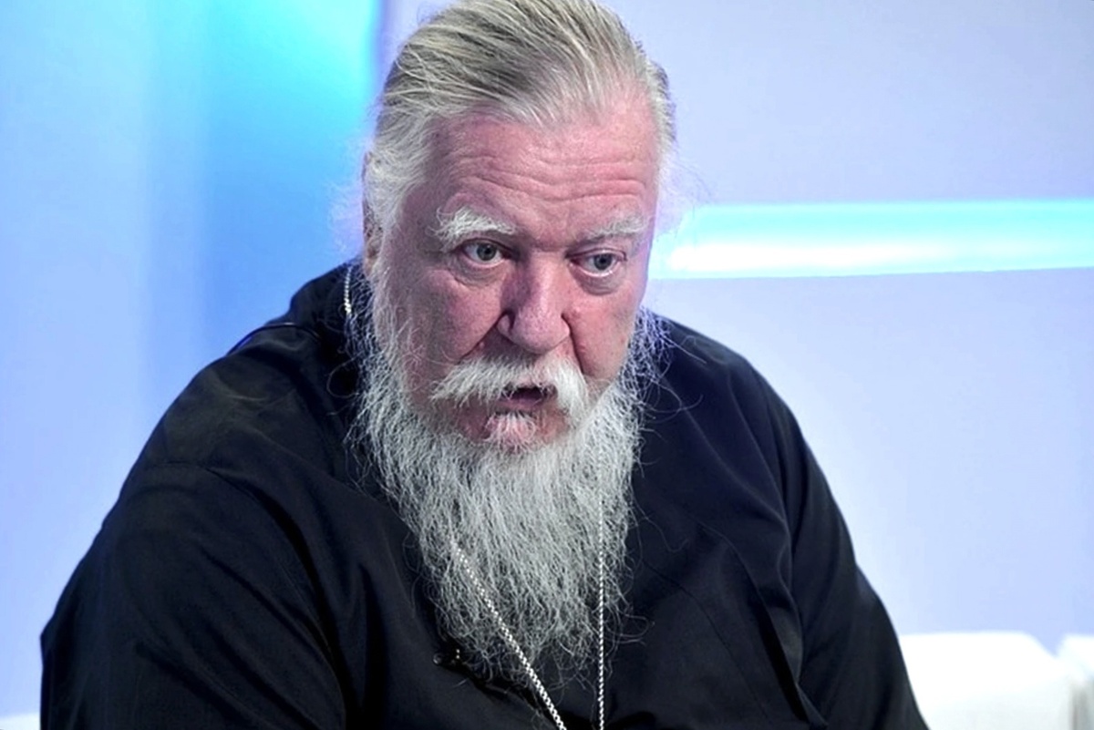 Димитрий Смирнов (07.03.1951 — 21.10.2020 гг.) — протоиерей, церковный и общественный деятель.