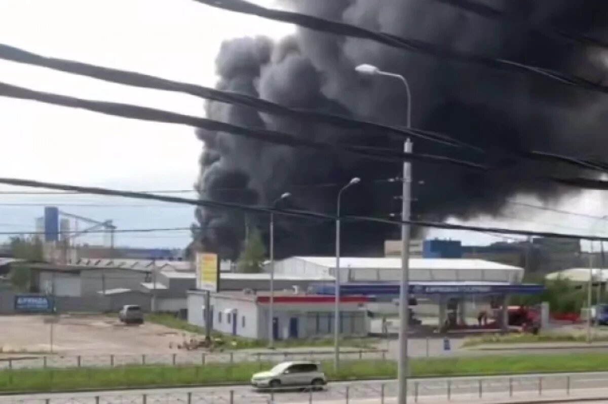    Пожар на востоке.