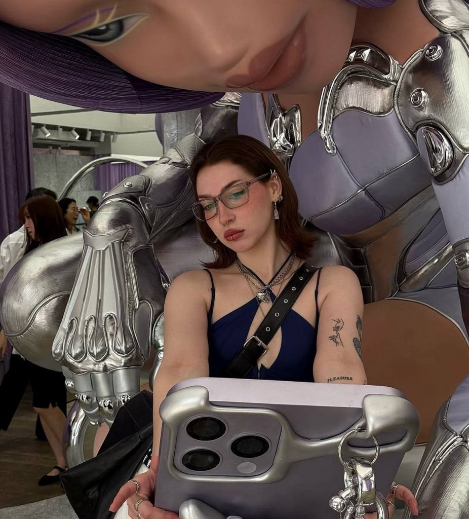 Листайте вправо, чтобы увидеть больше изображений