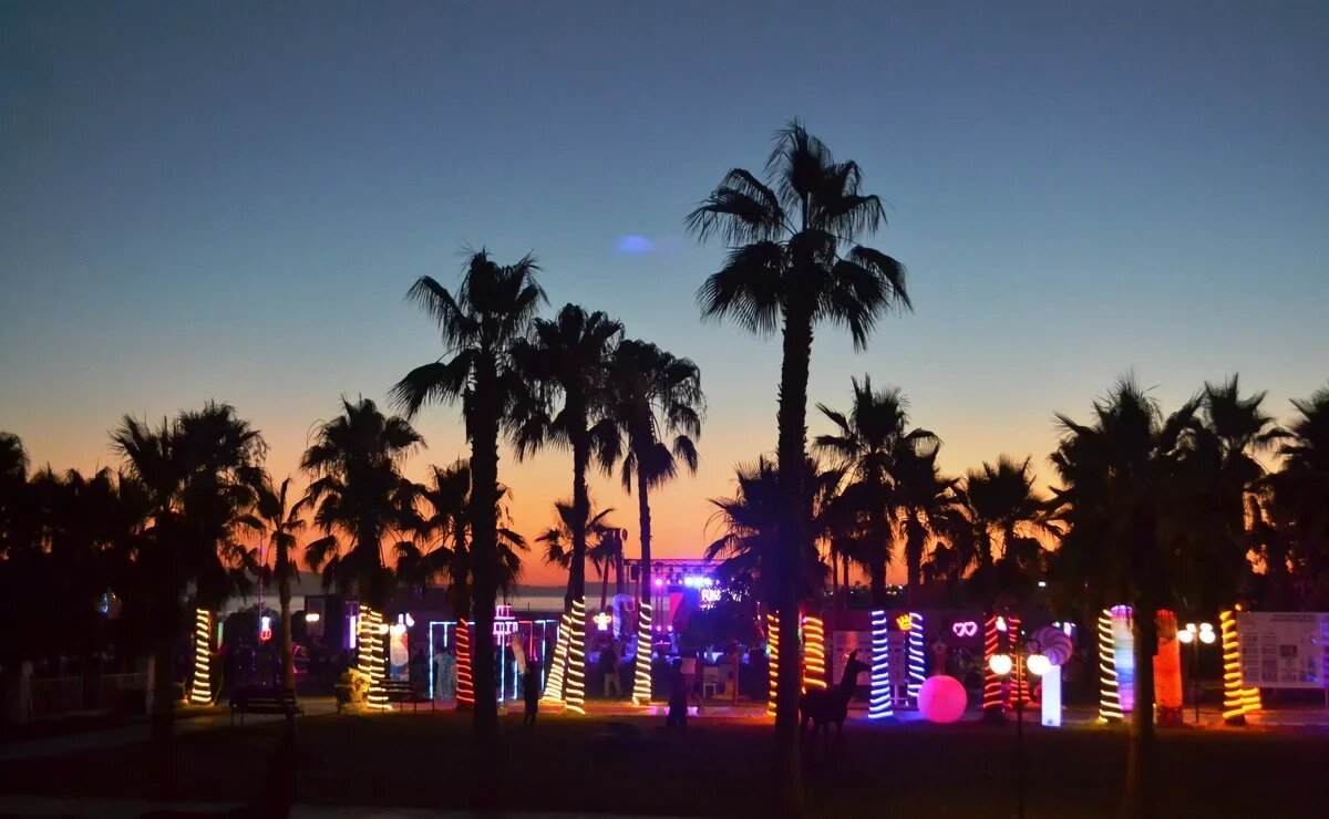    За рубежом этим летом отдохнут свыше 6,4 млн россиян