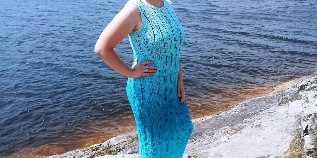 Платья спицами из Дивы.