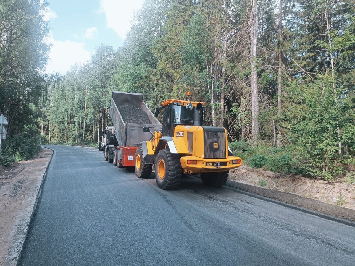   Ремонт дороги «Видлица – Кинелахта – Ведлозеро». Фото: Минтранс Карелии