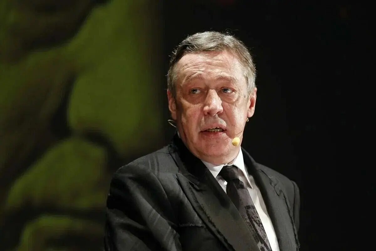 Михаил Ефремов