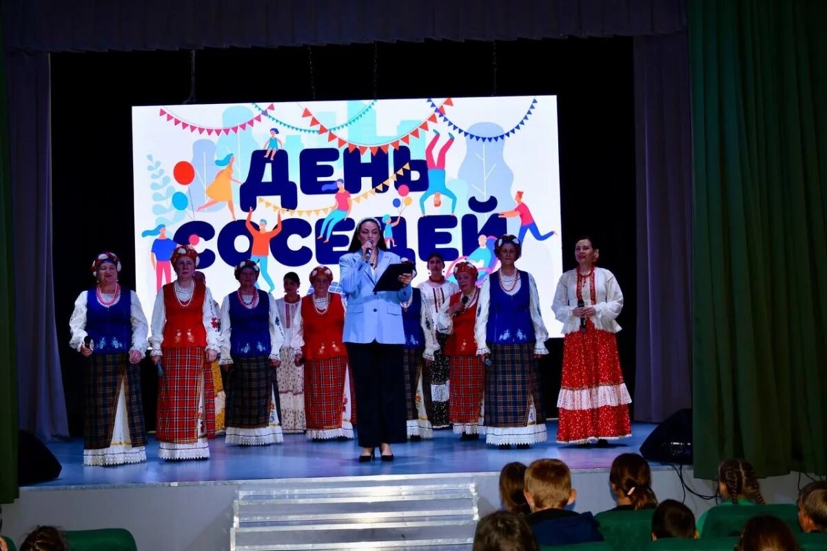    В Майкопе отметили Международный день соседей