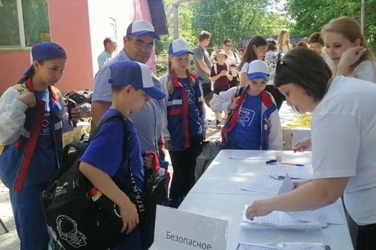    Загородные лагеря региона готовятся принять оренбургскую детвору Марина Шарт