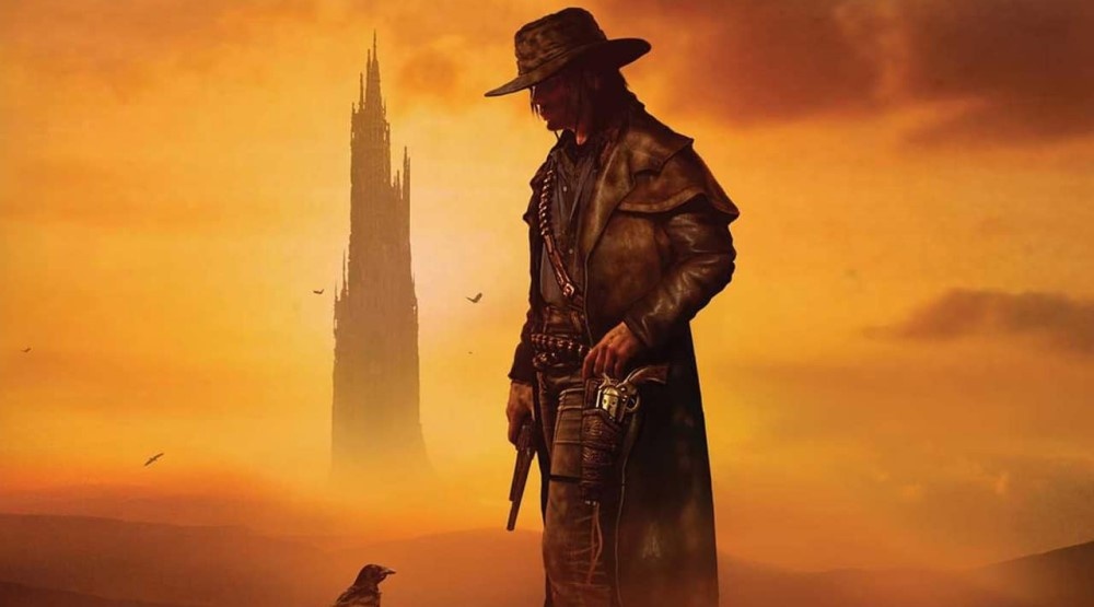     Обложка романа Стивена Кинга «Стрелок» (1982), цикл «Темная башня»