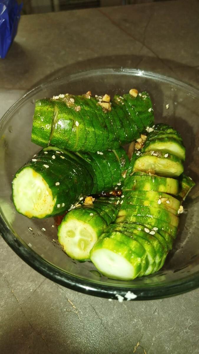 Салат делал сын. 