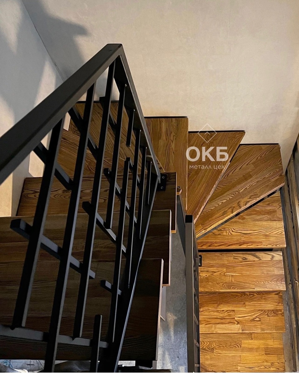 Лестница на монокосоуре: заказать в Москве и МО