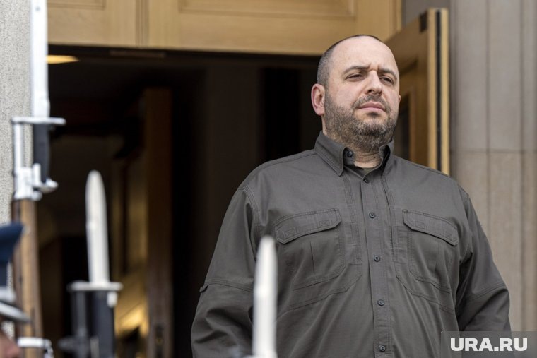    Украинской делегации отдали распоряжение говорить по-русски, чтобы добиться перемирия, заявил эксперт