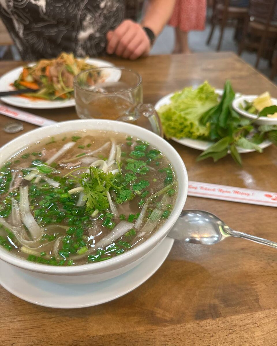 Это самый первый Фо, который я попробовала и самый дорогой - 130р.