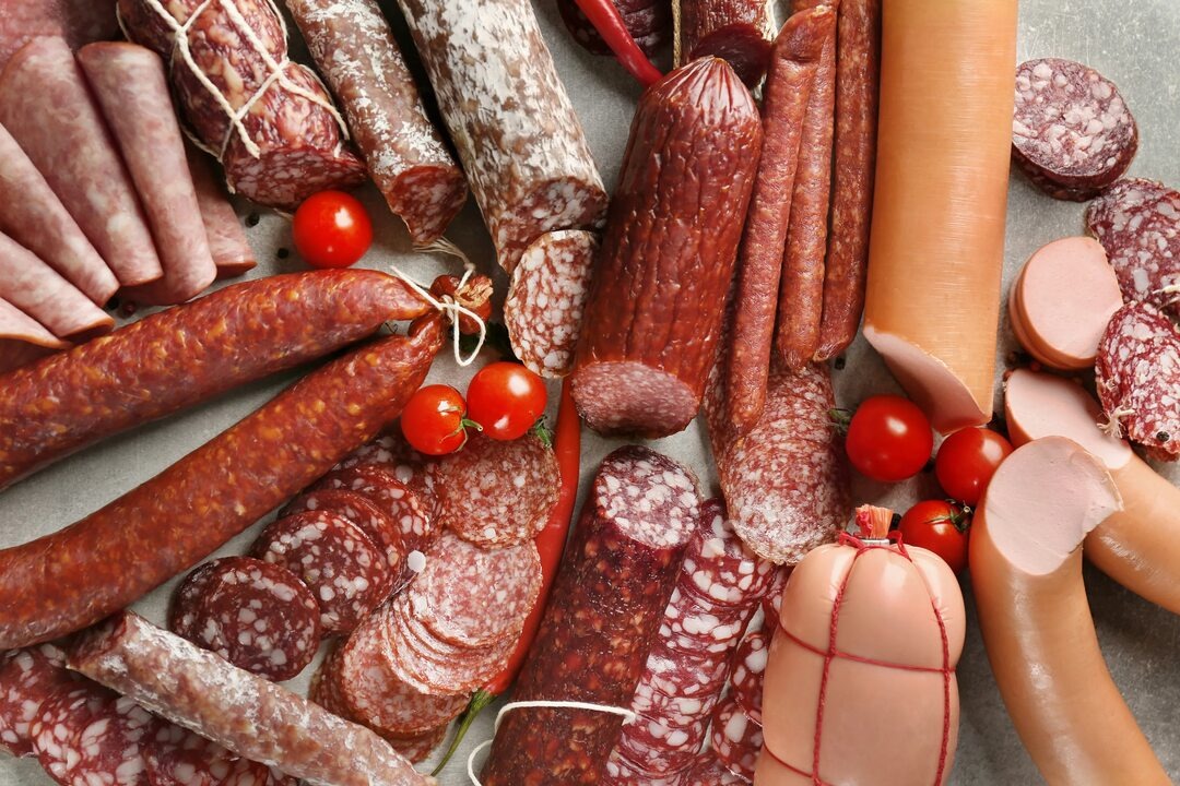 Ассортимент колбас 