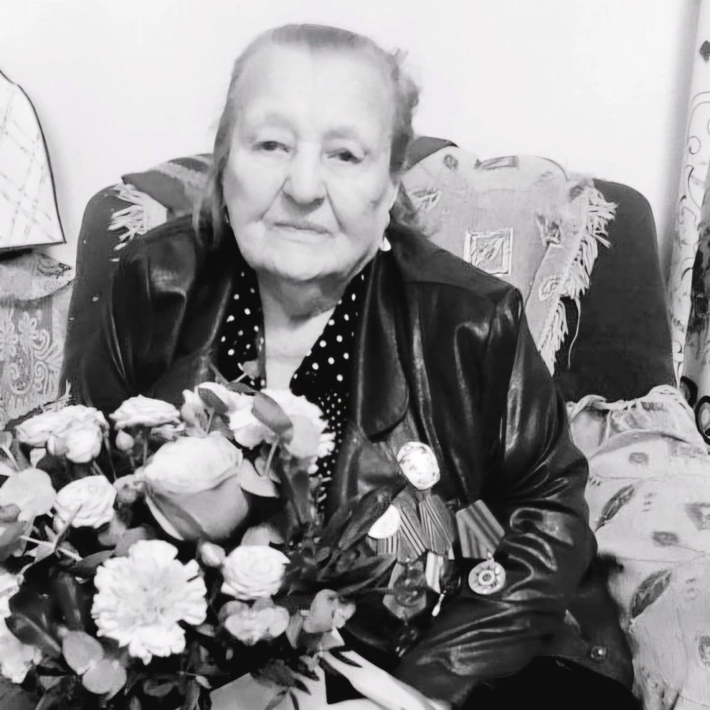    Октябрьский район прощается с труженицей тыла Леей Вульф